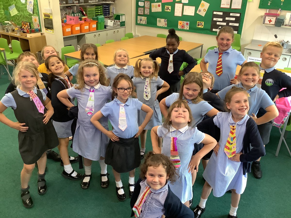 Riscaprimary's tweet photo. Yesterday in Musical Theatre, we designed school ties and practised our best Matilda pose! We learnt the song ‘When I Grow Up’. https://t.co/cVrncutjIN