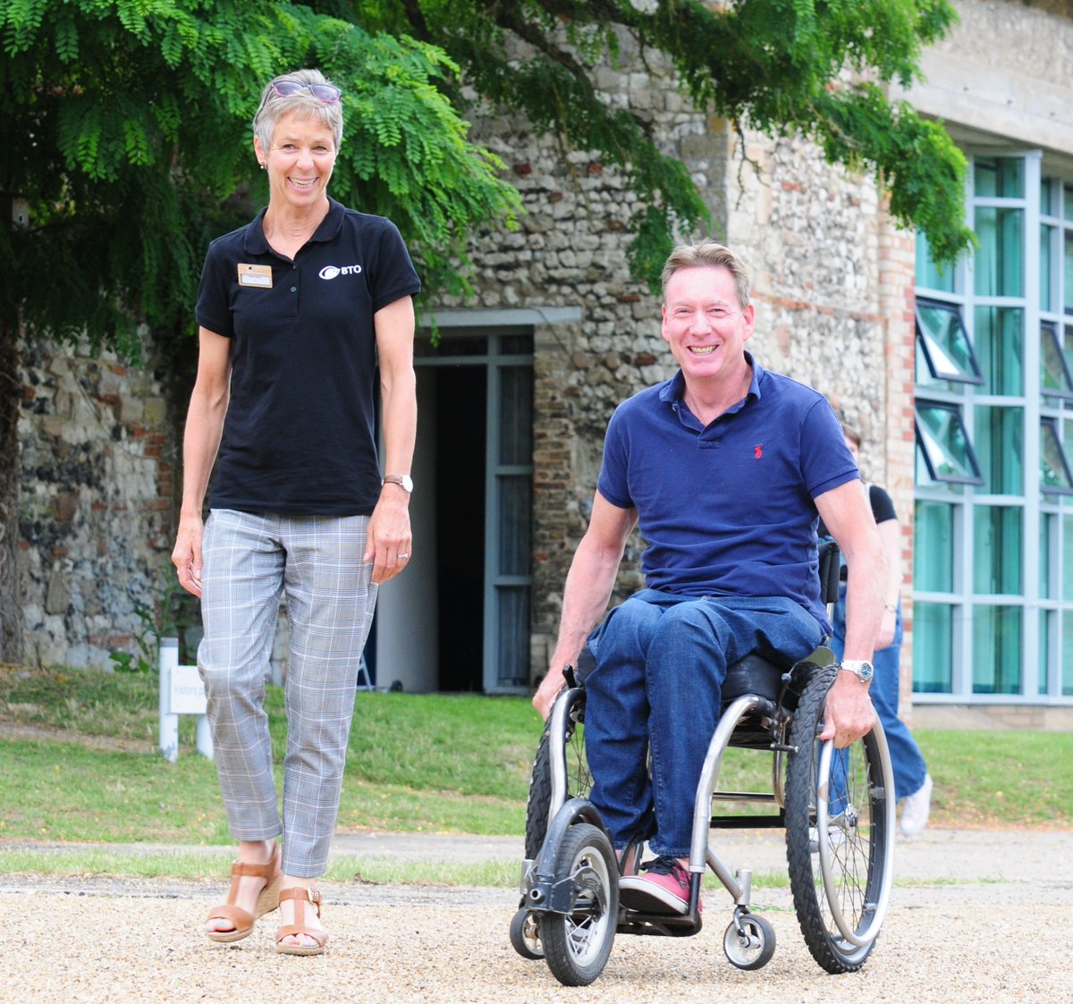 Delighted to celebrate <a href="/_BTO/">BTO</a> 90th at our headquarters in Thetford with remarkable members from all over UK and our wonderful President <a href="/FrankRGardner/">Frank Gardner</a>  - an authoritative  and enthusiast ambassador for birds &amp; our work. Photo by Gill Birtles