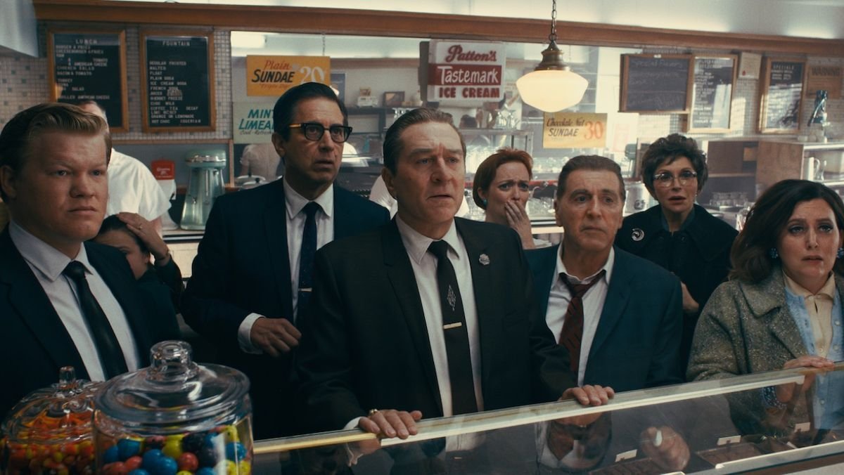 nerdist's tweet photo. With a new rule change from the Academy of Motion Picture Arts and Sciences, Best Picture nominees will be required to have an expanded theatrical run
https://t.co/gdVmmrKut3 https://t.co/fjIXbix1kV