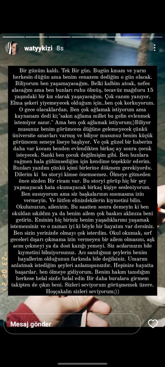 emrpuzo's tweet photo. 15 yaşında bir genç kızı zorla biriyle evlendirmeye çalışıyorlarmış. Lütfen gören herkes bunu paylaşsın ve sessiz kalmayın. Sapıklıktan başka bir durum değil bu!

 #elmaşekerikurtulsun https://t.co/AcKmmHyVTn