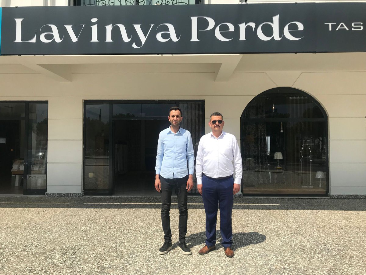 Lavinya Perde,Tasarım işletmesinin sahibi,Merkezefendi ilçe Ocak başkanımız Mustafa ÇAVDAR reisimizi işletmesinde ziyaret edip,hayırlı işler dileklerimizde bulunduk.

<a href="/ayyildirim1/">Ahmet Yiğit Yıldırım</a> 
<a href="/GuzelayDeniz/">A. Deniz GÜZELAY</a>
