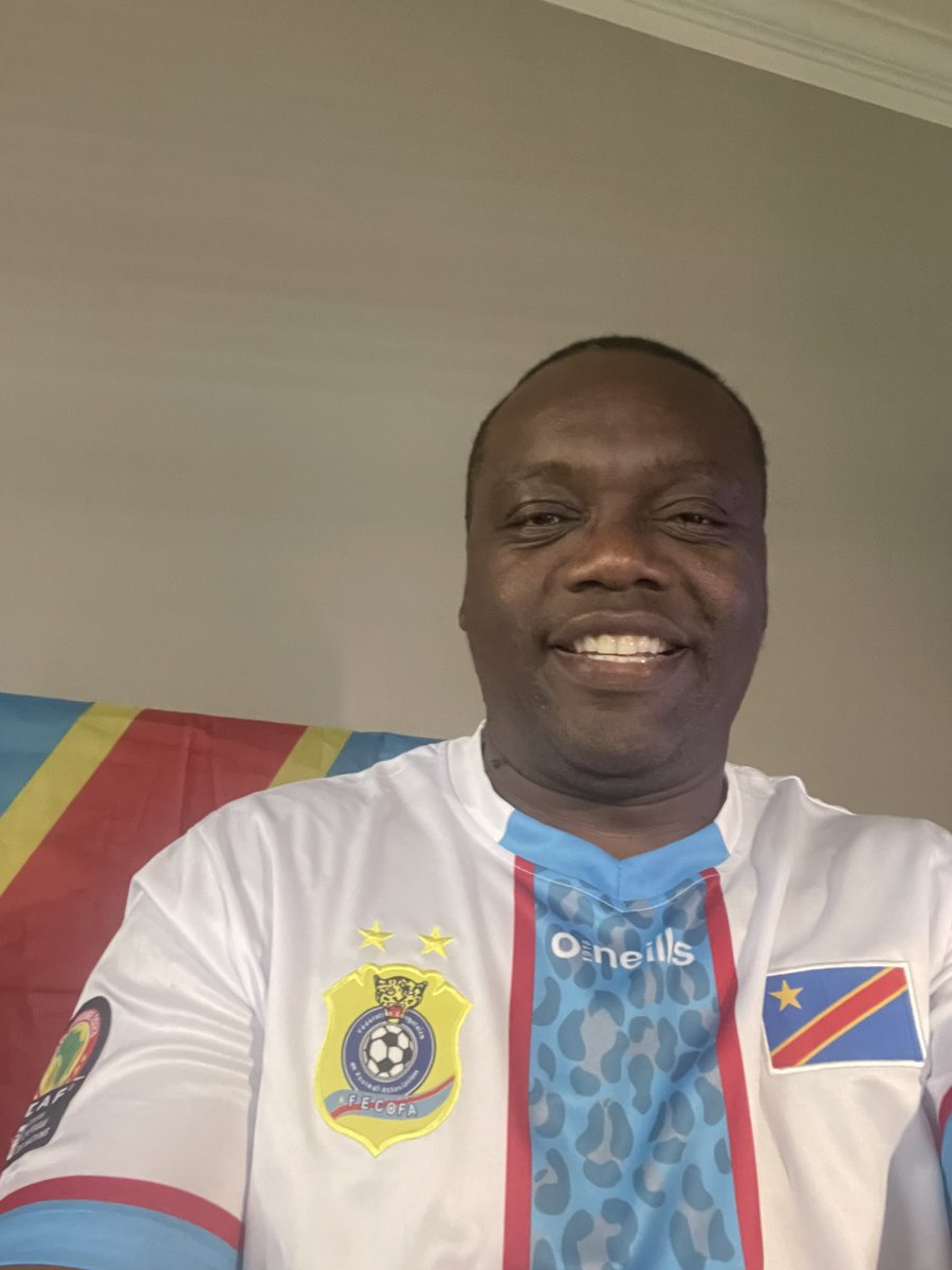 Iameboh's tweet photo. Les Kongolais de souche sont américains! Bana bilaka ata niere! Happy 4th https://t.co/F8EZP2Dwdm