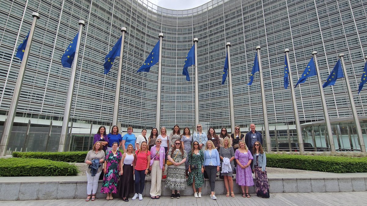 eurireland's tweet photo. School may be out for summer but the learning never stops! This week we are delighted to welcome a group of Irish primary school teachers🧑‍🏫 on a study visit to Brussels &amp; the @EU_Commission.

They are participating in the Blue Star Programme, teaching children in 🇮🇪 all about 🇪🇺. https://t.co/qDeZE9Ohg7