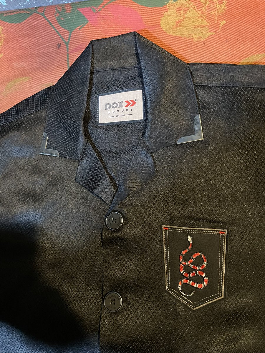 Dox_originator's tweet photo. DOX>>
Luxurious clothing store #madeinaba https://t.co/YzkZiRIN4L