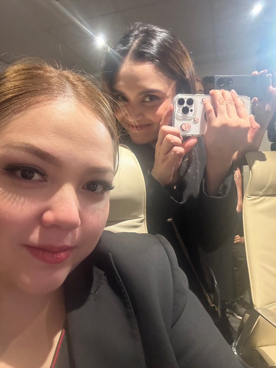 mjmarfori's tweet image. Time check: 9:12pm @KrishnanGaniel 🎥🎤 #workworkwork