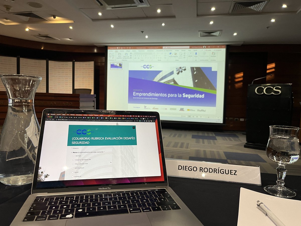 diegrod's tweet photo. Participando en el jurado del Desafío de Seguridad de CCS #emprendimiento #Innovación @colaborachile #seguridad https://t.co/j9KRM1S0GU