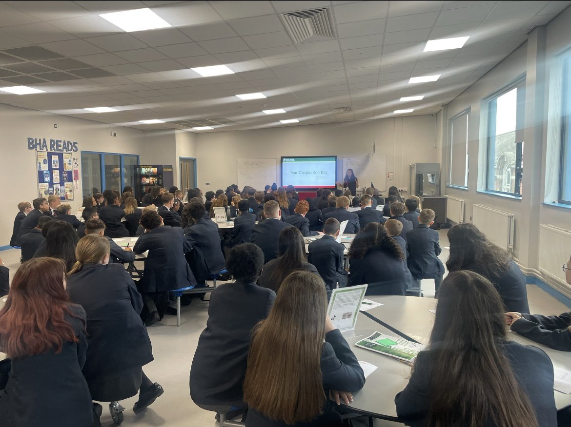BHallAcademy's tweet photo. Our Year 7 students have had an amazing day with @girtoncollege today focusing on their aspirations and debating skills! Looking forward to hearing about lots of our students applying to @cambridgeuniversity in the future! #raisingaspirations #proud https://t.co/5xTT3nwDYd