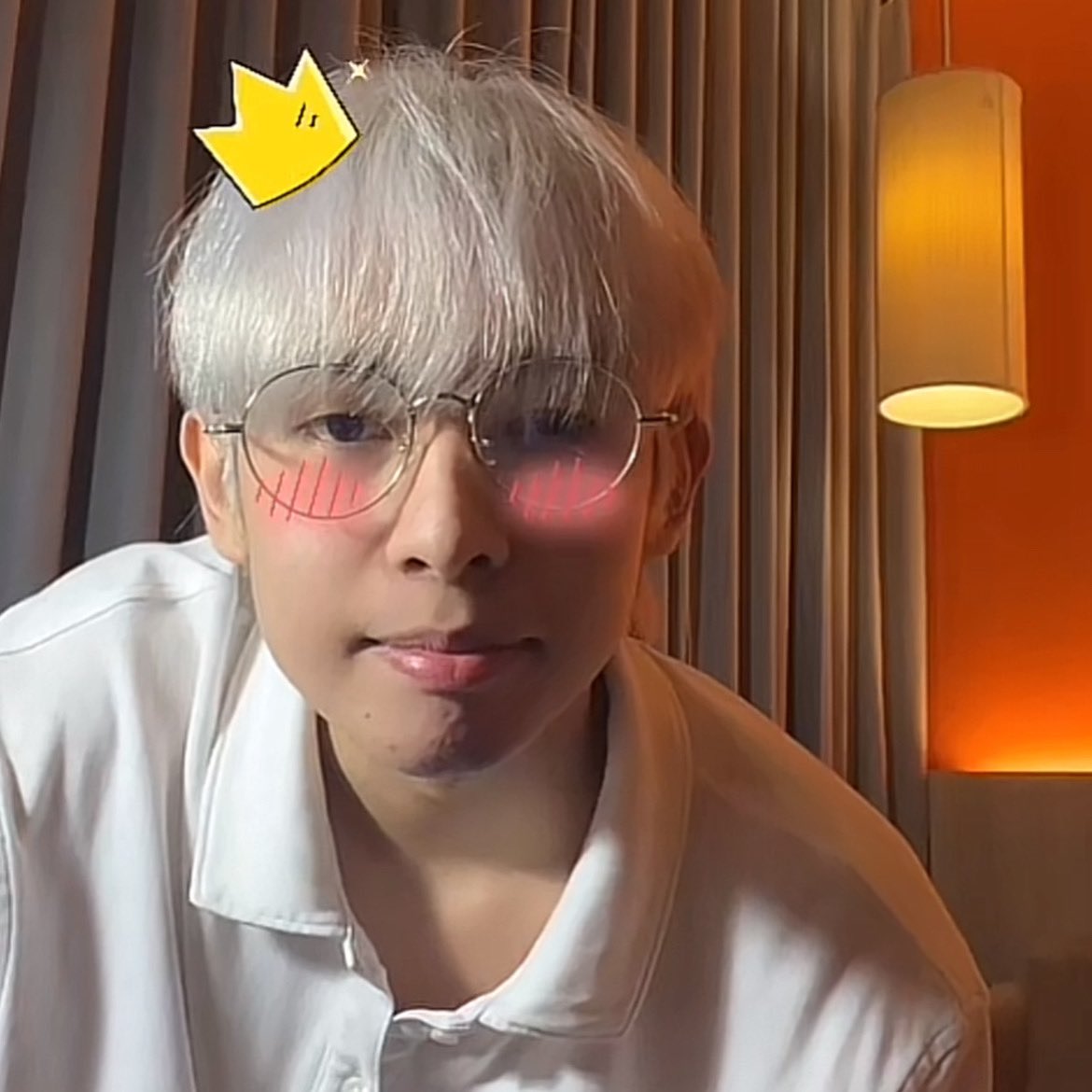 kismetesbi's tweet photo. ♡ —  screen records of justin’s live on tiktok

a very NECESSARY thread ! 🌱 https://t.co/i7Au0f6hrN