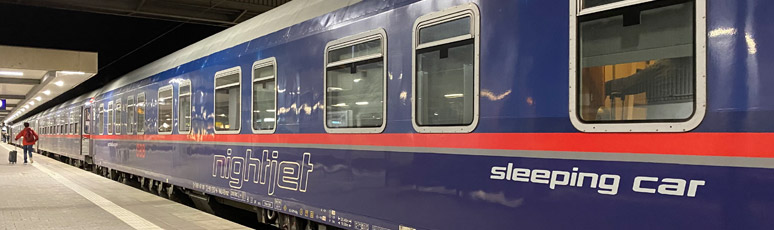 The Man in Seat 61 (@seatsixtyone) on Twitter photo In December, the Paris-Vienna Nightjet increases from 3 per week to daily (thank goodness, it's always full), it'll run combined with a NEW Paris-Berlin Nightjet, splitting at Mannheim. First time I've seen it stated as fact, courtesy of <a href="/TodaysRailways1/">Today's Railways Europe</a>. Bring it on!! In December, the Paris-Vienna Nightjet increases from 3 per week to daily (thank goodness, it's always full), it'll run combined with a NEW Paris-Berlin Nightjet, splitting at Mannheim. First time I've seen it stated as fact, courtesy of <a href="/TodaysRailways1/">Today's Railways Europe</a>. Bring it on!!