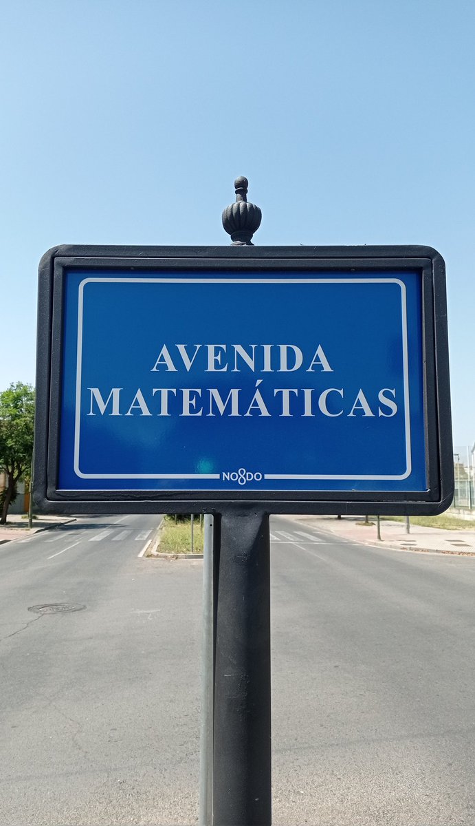 Mañana estaré con mis #NetMates <a href="/AlbertitoCB/">AlbertitoCB</a>, <a href="/jlriosc/">J. Luis</a> y <a href="/juanripu/">Juan Miguel Ribera</a> hablando de 'Avenida Matemáticas en Sevilla' en el #XVIIICeam.
Estaremos a las 11.30 en el Aula 3 para compartir este proyecto tan bonito @xviiiceam