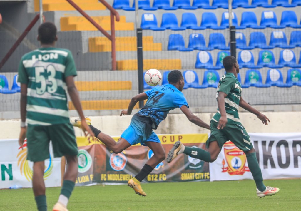 BREAKING 🚨🚨

<a href="/36lionfc/">36Lion Fc</a> gave the fans some moments to savour as they secure the <a href="/LagosCityCup/">Lagos City Cup</a> final ticket 🎫 following a 1-0 win over Box-to-Box.

#LagosCityATSJCup23
#BarcelonaXIkoroduCityFC