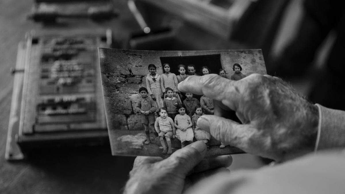 El mar no llegará a #Briviesca, la obra d teatro q recupera la memoria del maestro Antoni Benaiges,pero no pq Briviesca no quiera, la obra había sido programada para este 15 de julio pero su nuevo consistorio del PP la ha CENSURADO.