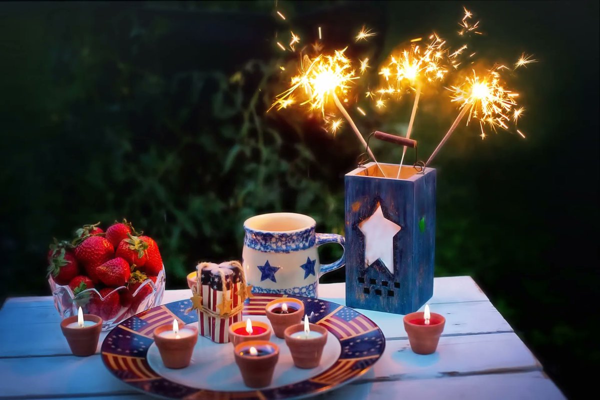 Happy Independence Day! Spend the day hanging out with friends and family and gain your independence from all your electronic devices! Turn off the lights and TV, ignore your phone and social media, turn down the AC, and spend time outside enjoying the sunshine! #EnergyTipTuesday