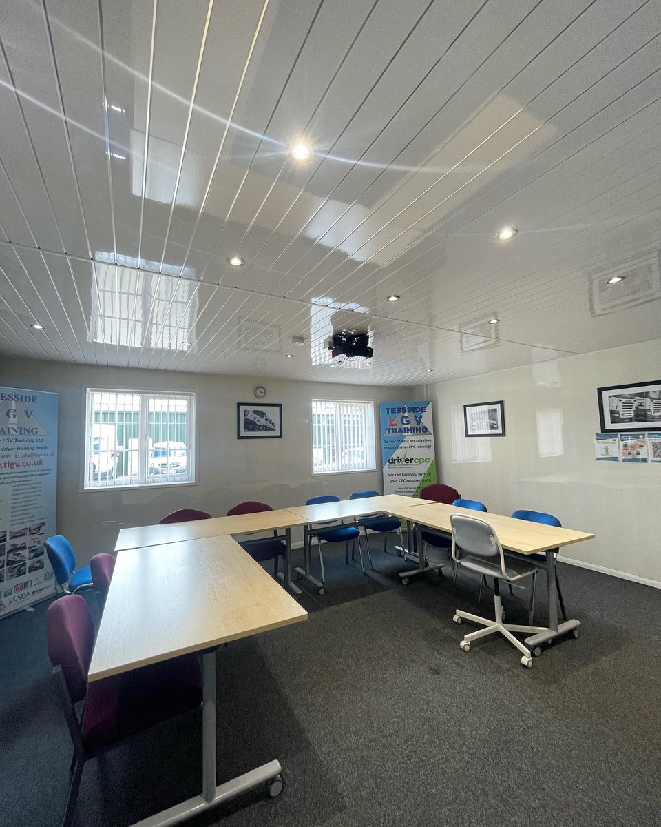 TeessideLGV's tweet image. Need to refresh your CPC? We have a course running w/c 17th July 2023 with availability to book individual days or the full 35 hours. Contact us on 01642 466099 or info@tlgv.co.uk to enquire 🚛 #DriverCPCtraining #Teesside #DriverTraining