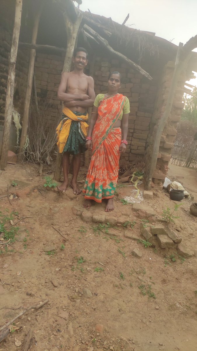 padmanabhanaik7's tweet image. କଳାହାଣ୍ଡି ଜିଲ୍ଲା #ମ.ରାମପୁର ବ୍ଲକ  #ଗୋଛାଡେଙ୍ଗେନ୍ ପଞ୍ଚାୟତ  #ତାଳକୁନାଗାଁର କରୁଣା ବାଗ୍ ଓ ପ୍ରମିଳା ବାଗ୍ ଭଙ୍ଗା ଘରେ ରହୁଛନ୍ତି। ଦୟାକରି ଏଥିପ୍ରତି ଧ୍ୟାନ ଦେବେ
@CMO_Odisha @KldBlk_MRampur @PRDeptOdisha @PradeepJenaIAS @Vkpandianfancl1 @gapg_dept @pramila_mallick @SecyChief @MoSarkar5T