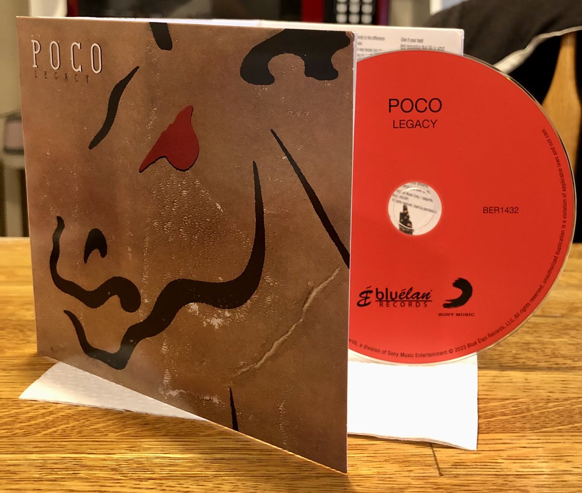 powerpopster's tweet image. Spectacular!  Thanks for doing this @blueelanrecords ; so great to hear the entire #Poco reunion album again!  🤘🏽😎🤘🏽@PocoRocks