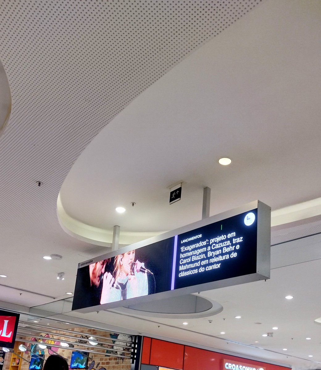 nostalgiabiazin's tweet photo. Notícia sobre o projeto #EXAGERADOS lançado pela @umusicbrasil com participação da Carol Biazin sendo exibido dia 02/07 no Shopping Cidade SP https://t.co/OeVpWtWpIj