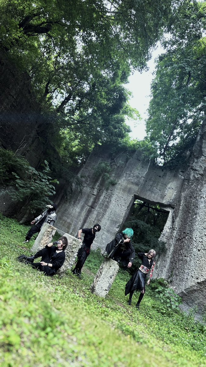 geomatrium's tweet photo. 【ＮＥＷ】
本日より新アー写、追加公開！！

#Geomatrium https://t.co/51mQjVJIH4