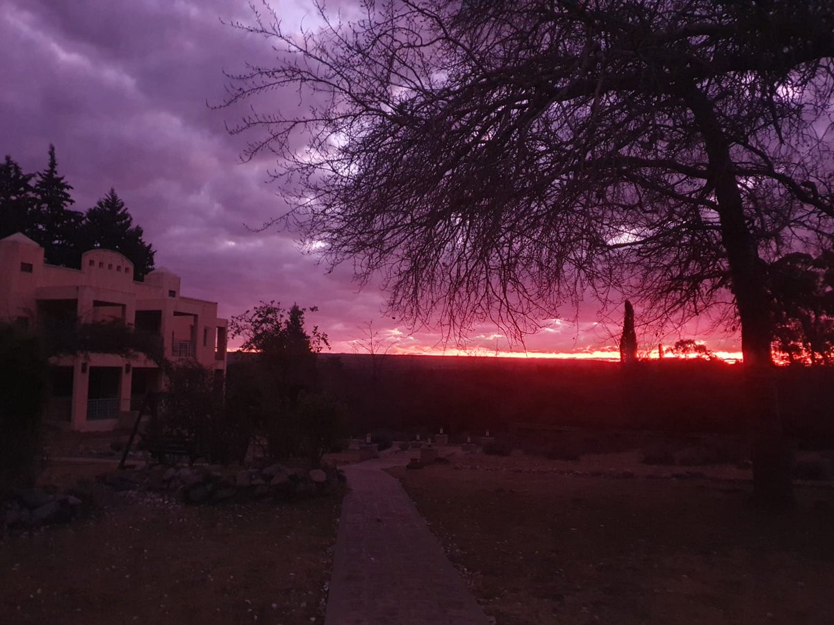 Qué estás esperando para venir a disfrutar nuestros atardeceres?🕉️
instagram.com/casashanti.bou…
Hacé tu reserva para estas vacaciones de invierno ❄️
📲1150504249