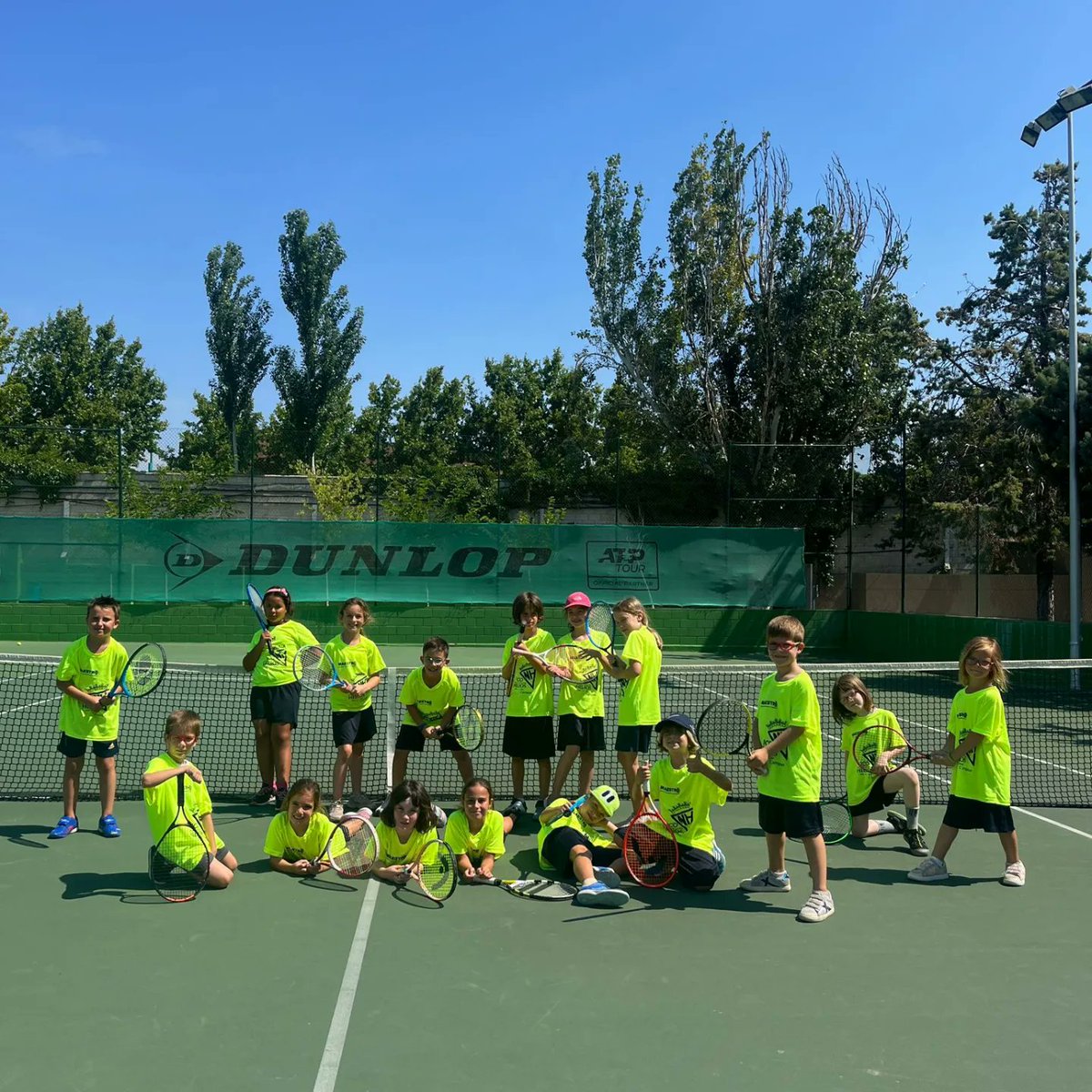 CNHeliosTenis's tweet photo. En marcha el Turno 2 del campus de tenis; mucho por aprender y disfrutar 
@cnhelios https://t.co/anAlV3s3H3