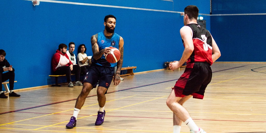 uniofglos's tweet photo. #UoG and @bballengland are teaming up for research on basketball injuries 🏀

This study aims to enhance our knowledge of injury prevention practices and examine how clubs handle injuries, providing insights into basketball injuries in England.

Read more: https://t.co/I4RXY0lqAB https://t.co/tQpgFd3pS2