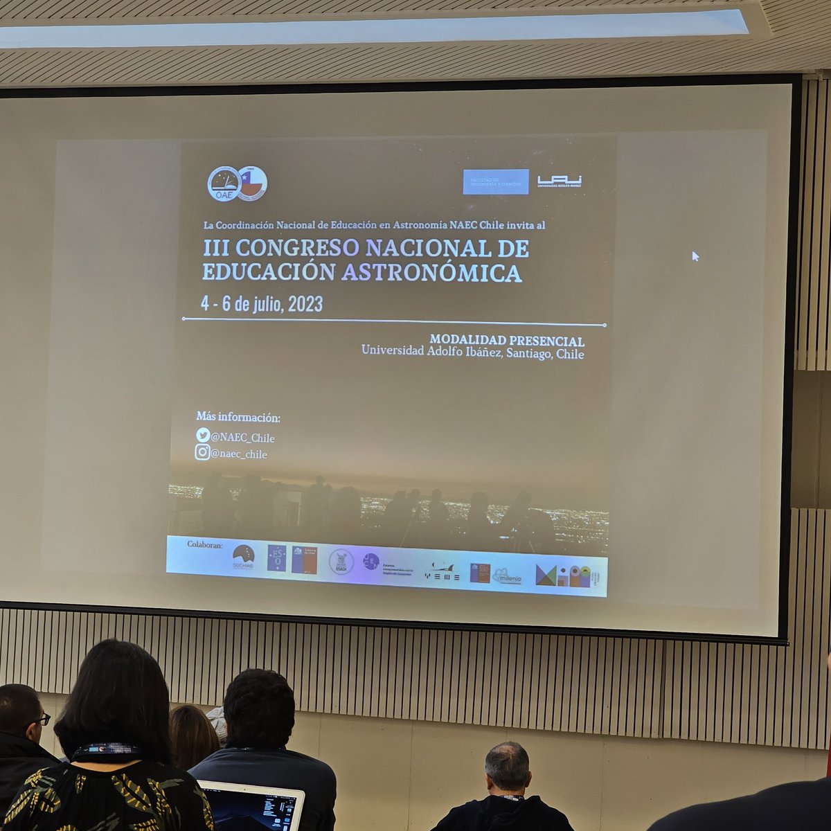 NPF_cl's tweet photo. Empezó el III Congreso Nacional de Educación Astronómica!! @NAEC_Chile @sochias_cl @ESO_Chile @MIM_museo @CentrosAnid @UAI_CL https://t.co/X1nVKXBwPC