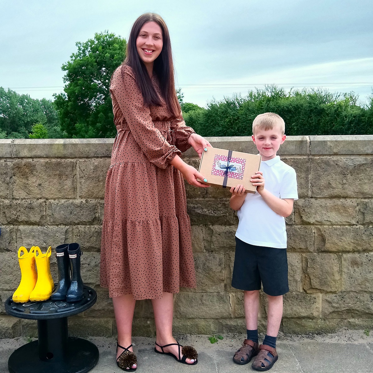 BothamsofWhitby's tweet image. 👩‍🏫🍰✏️ 'Thank You Teacher' gifts available to order online now!🍫🎒🍪

📮 Available by post 
👜 Available for free shop collection (select your preferred shop &amp;amp; collection date at checkout)

➡️ botham.co.uk/teacher-gift-i…

#thankyou #thankyouteacher #topteacher #bothams #whitby