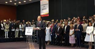 ASarmientoRenR's tweet photo. @osoriochong enuncia al #PRI y creará movimiento Congruencia por México.

#radioenredesPuebla https://t.co/2oL3dFH7Os