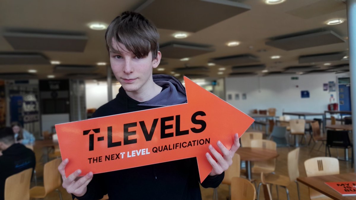 Lots of excitement across Bury College today. 

Many students are looking forward to making their next step a T Level in September.

#FestivalOfTechEd