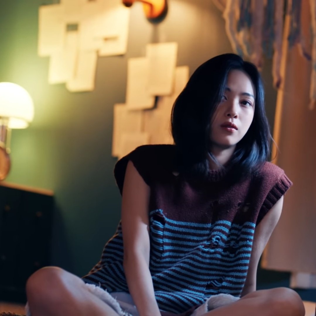 Jadiii.... Karena aku udah mulai agak asing nih ya sama timeline. Mari kita lakukan pembersihan.
Untuk teman-teman sekalian yang masih mau berteman dengan akuuu, boleh tinggalkan jejak yah. (Like, rt, rep)
Freepass?? Up to me! It's a secret, mwehehe..

Ditunggu sampai tanggal 10.