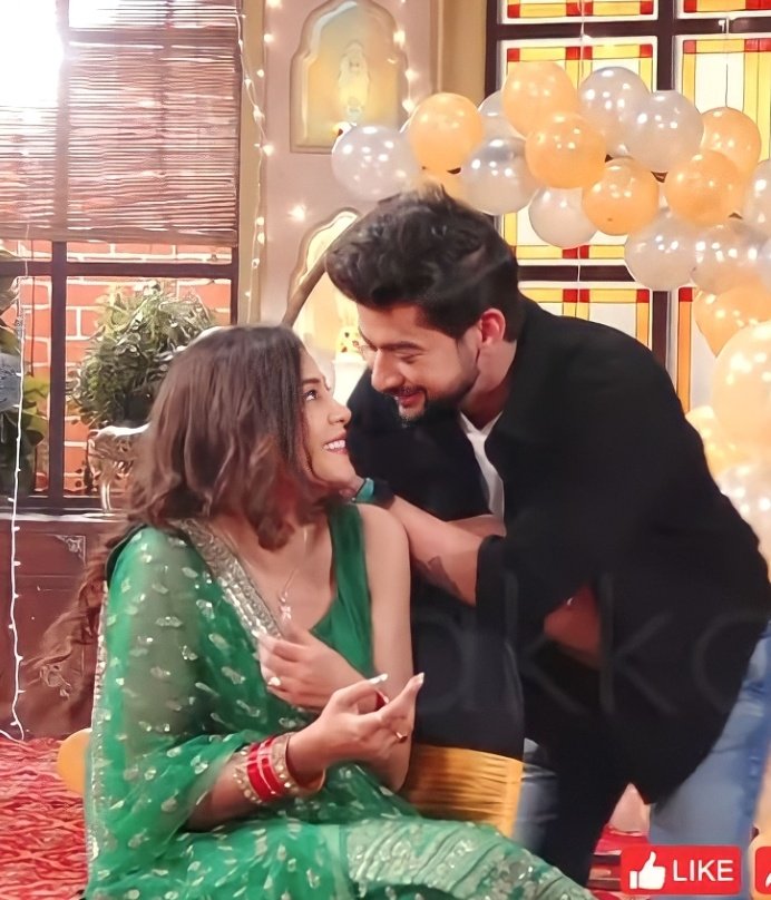 Upcoming #Amveer scene 😍

#KaveriPriyam #ParasArora