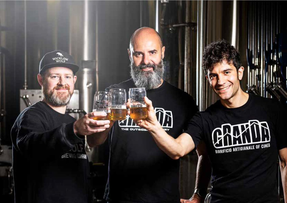 cronachedibirra's tweet photo. Nuove #birre italiane:

🌹 La birra ai petali di rose di Baladin
🍇 La nuova IGA di Birrificio della Granda
🦚 Le 2 novità di The Wall
🍊 La Gose agrumata di LZO e Ballarak
🌿 La Keller alla canapa di Km8
🔟 La Saison celebrativa di Birra Bizantina

https://t.co/a3Xk1rWZL5 https://t.co/SJQroEv8ep