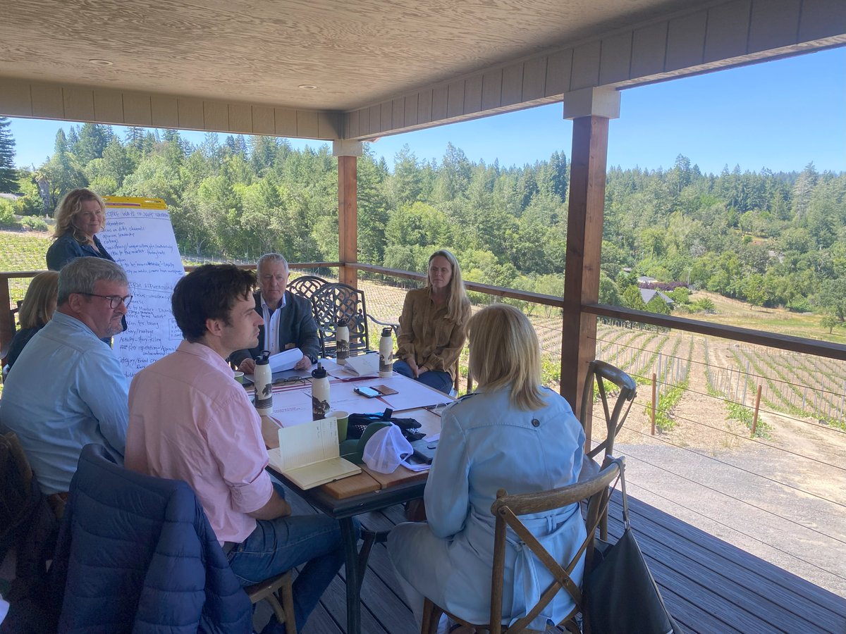 It's been two weeks already since #AreniLive2023! What a privilege it has been to lead this group of extraordinary contributors. 
To get access to the main takeaways and strategic insights, subscribe to our
(free) newsletter: bit.ly/36iIhgY