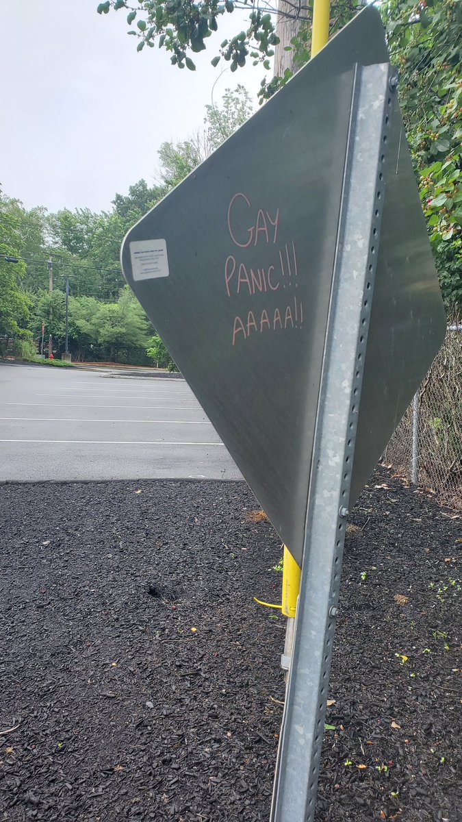 Stickerslapper's tweet image. 