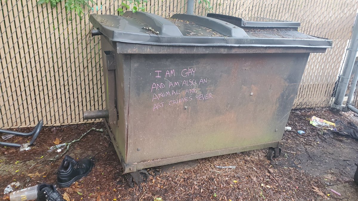 Stickerslapper's tweet image. 