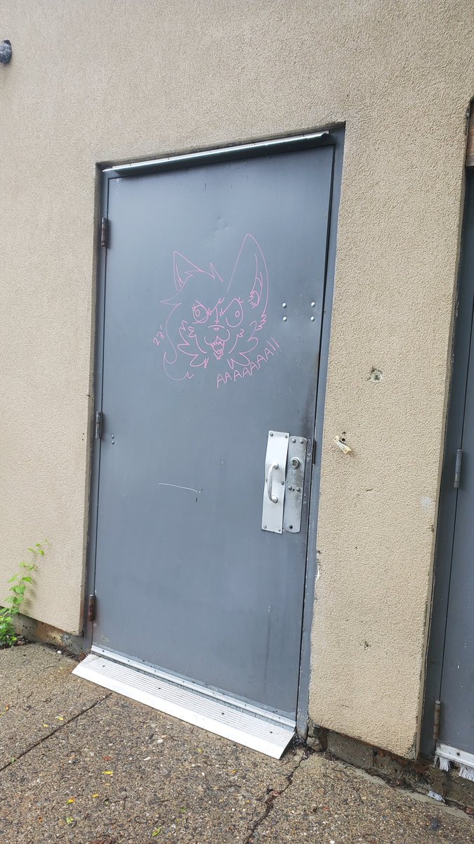 Stickerslapper's tweet image. 