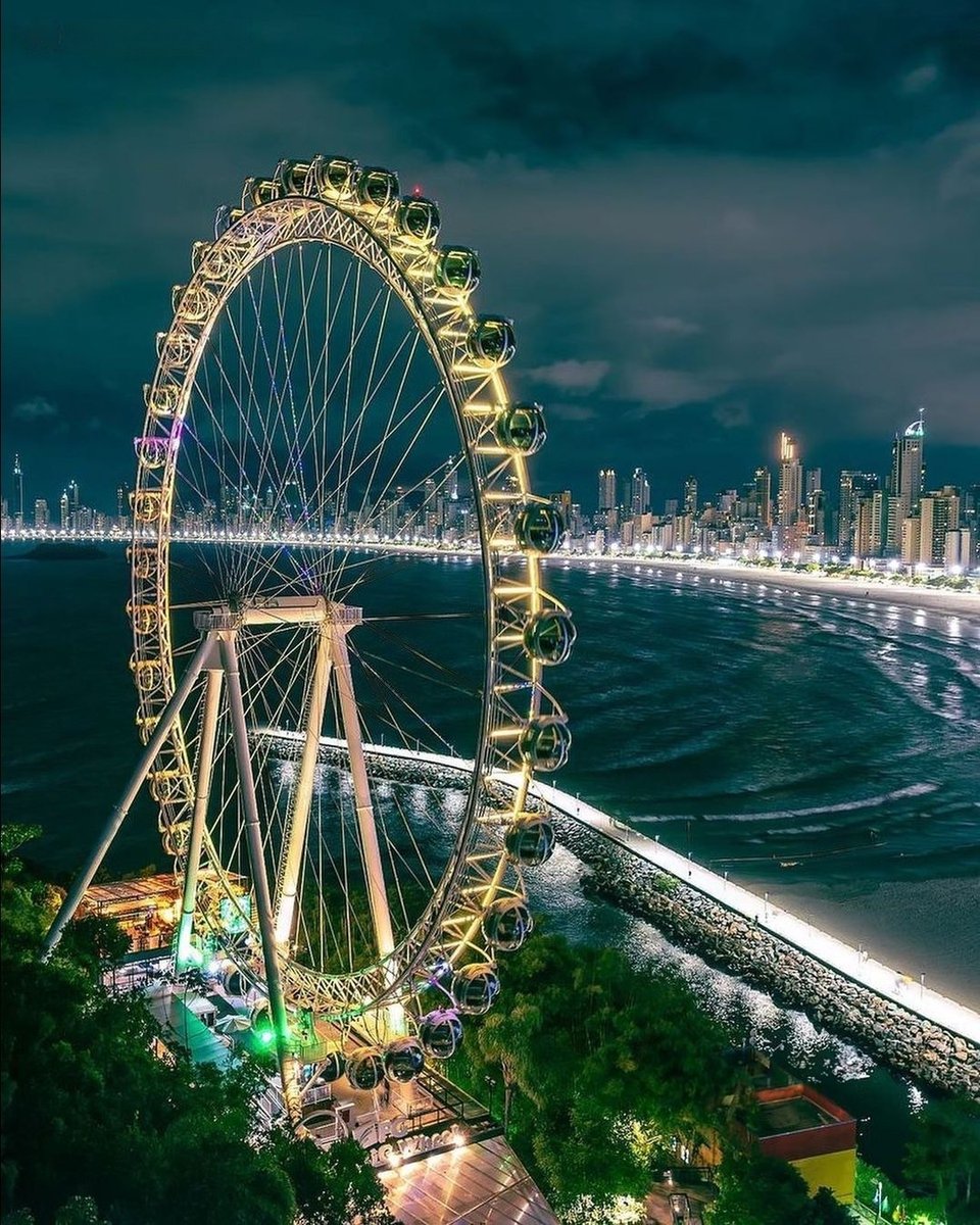 WeeDooConcierge's tweet photo. FG Big Wheel foto by fgempreendimentos
#BalnearioCamboriu #SantaCatarina #Brasil #frio #praia #airbnb #booking #Turismo #hotels #LuxuryTravel #WeeDooConcierge https://t.co/5TLmESmgBE