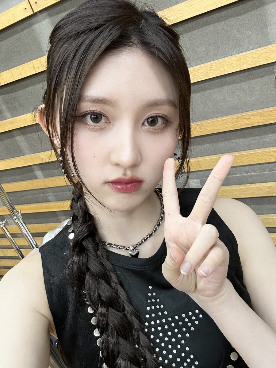 🩶🖤🩶🖤

#IVE #아이브 #GAEUL #가을