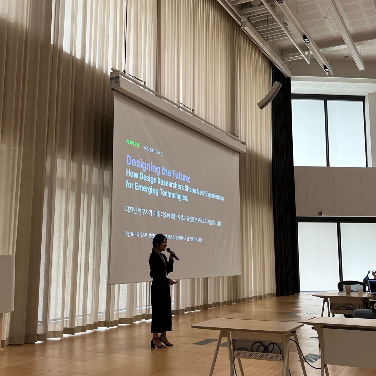 Such an honor to give a talk at Naver on "Designing the Future: How design researchers shape user experience for emerging technologies." 
 #UXdesign #DesignResearch