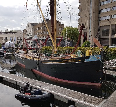 Historic sailing vessel @SB_Lady_Daphne is currently berthed in #Charlestown to celebrate her centenary. A 3-day literary weekend is taking place 28th - 30th July, beginning with an event to celebrate her namesake, #DaphneDuMaurier. Event details: dumaurier.org/news_details.p…