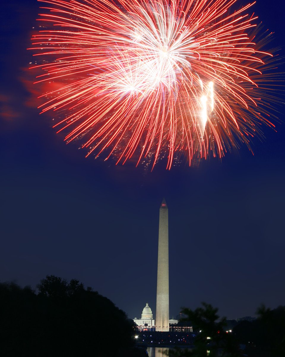 Happy #IndependenceDay from #DestinationDC! Have a safe and happy holiday. 🇺🇸❤️