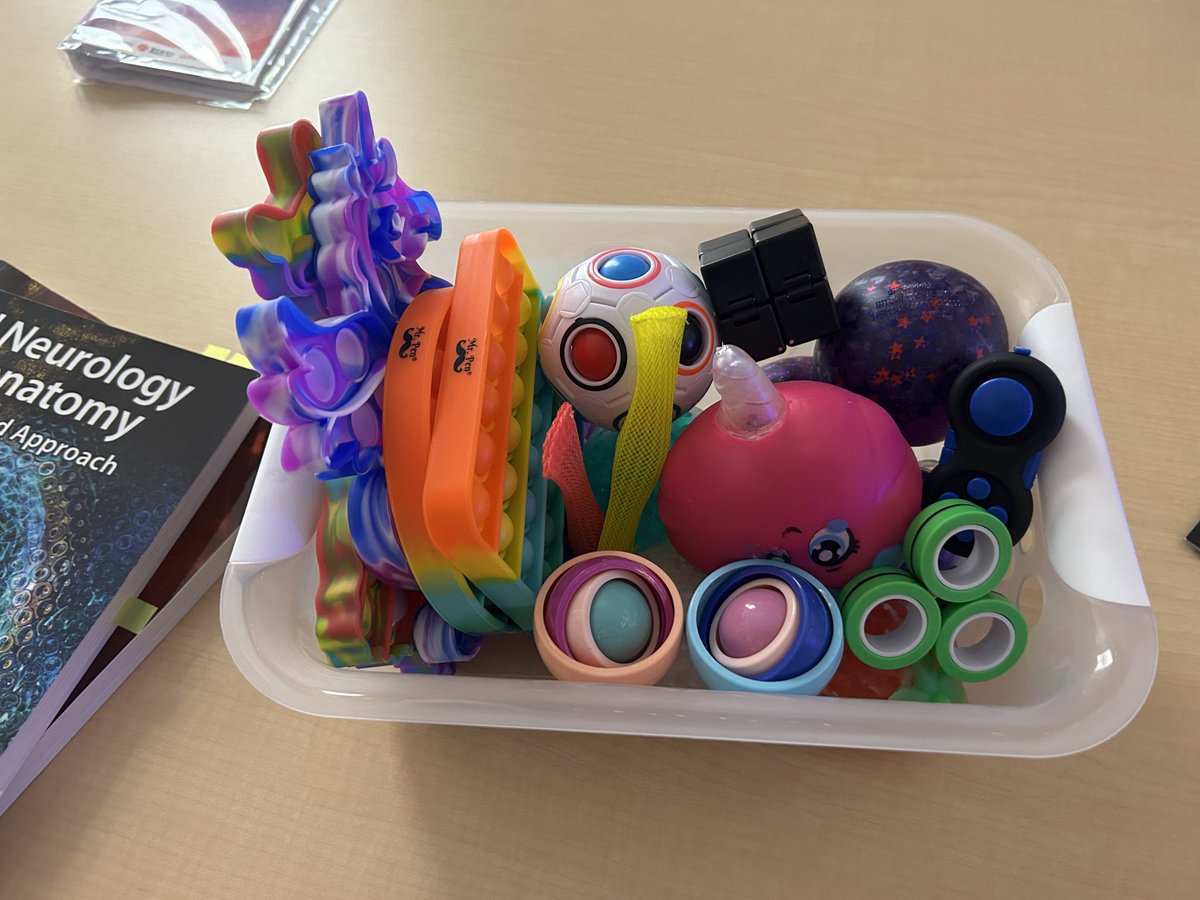 My fidget basket is ready for students! Not too long ago I set out a couple of stress relief balls and noticed students would immediately grab them when they came to talk. Now I have a variety of options to choose from! I hope they like them 😍 #MedEd #HigherEd #InclusiveEd