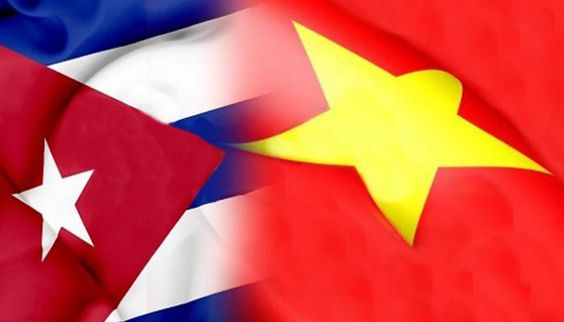 ElNecio_Cuba's tweet photo. Gobierno de Vietnam entrega 2 000 toneladas de arroz a Cuba

#CubaNoEstaSola 

🇨🇺🫂🇻🇳 El  arroz se envasa en sacos blancos de 50 kg, transportados en 80  contenedores de 20 pies en 2 trenes de 40 contenedores cada uno  (equivalente a 1.000 toneladas).

🇨🇺🫂🇻🇳 Según el Sr. Pham Viet Ha, el primer barco salió del puerto de  Hai Phong el 27 de junio de 2023 y se espera que llegue al puerto de  Mariel (Cuba) el 4 de septiembre de 2023. El segundo barco  partirá del puerto de Hai Phong el 4 de julio de 2023 y se espera que  llegue al puerto de Mariel el 8 de septiembre de 2023.