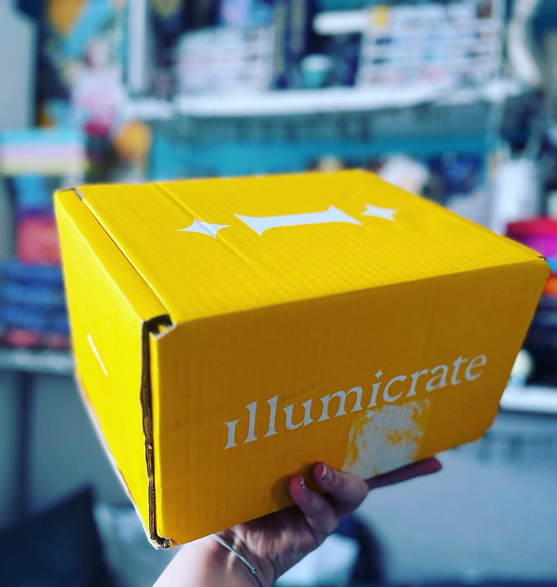 BooksellerAmeee's tweet photo. My June illumicrate box came the other day whilst I was at work! The book and the items are all stunning but I don’t want to spoil it, so here is just a sneak peak of the contents card!
#books #illumicrate #booksubscriptionbox https://t.co/YsFAjyw2hm