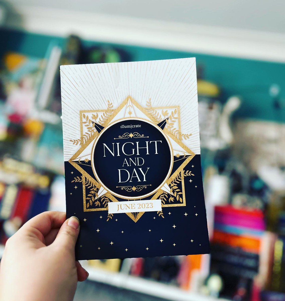 BooksellerAmeee's tweet photo. My June illumicrate box came the other day whilst I was at work! The book and the items are all stunning but I don’t want to spoil it, so here is just a sneak peak of the contents card!
#books #illumicrate #booksubscriptionbox https://t.co/YsFAjyw2hm