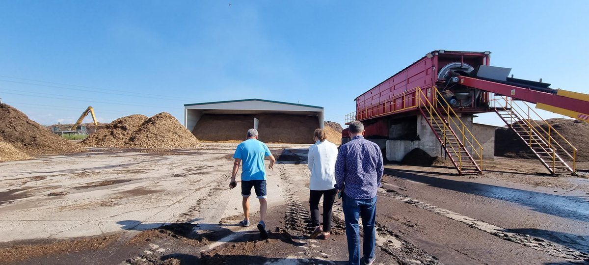 vox_sanse's tweet photo. Por fin se ha concedido el permiso de la actividad a #Biocompost, empresa de #Sanse que empleaba a ➕ de 20 familias.
Sin necesidad de cerrar y a la espera de calificación urbanística correcta, no era necesario causar tanto daño por fines electoralistas.
Al menos, pidan perdón. https://t.co/deanbQoSBi