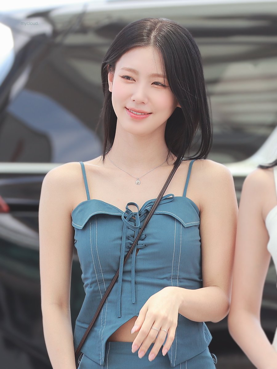 230630 (얼)짱미연
#미연 #MIYEON #여자아이들 #GIDLE #아이들