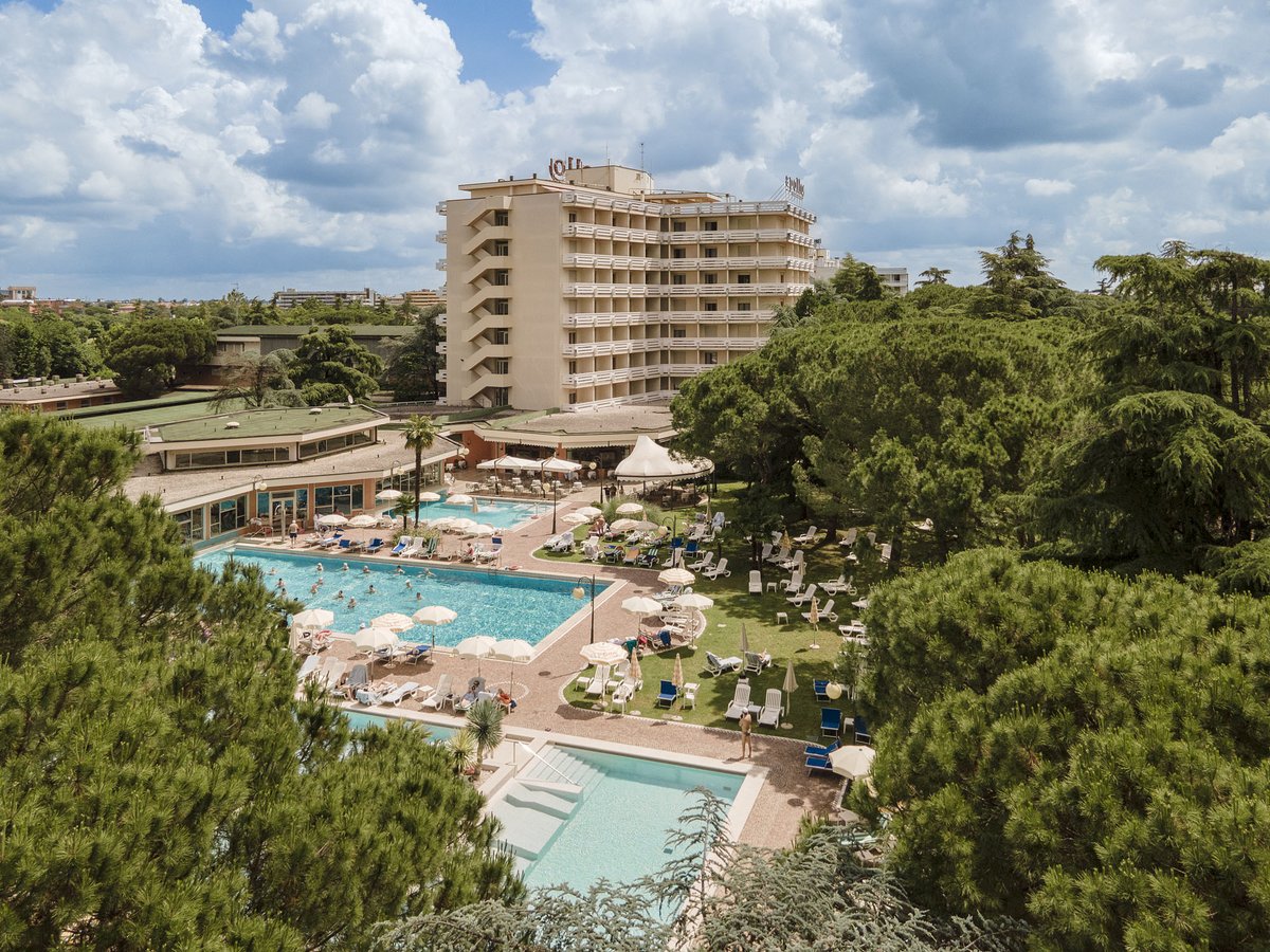 TermeApollo's tweet photo. Summer mood 🔛 #SummerVibes #hoteltermeapollo https://t.co/OtoL0qxaRX