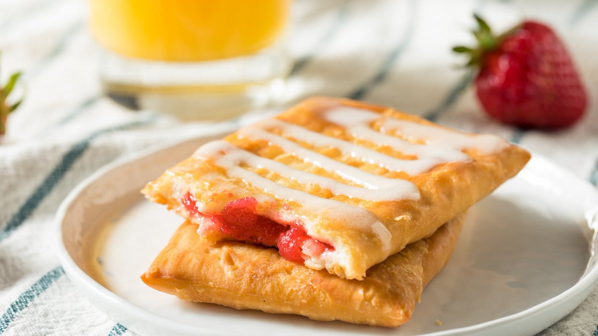 Forget the toaster! The air fryer is the secret to achieving toaster strudel bliss. Give it a try and taste the difference. 🤤✨ #foodiefinds #airfryerlov
Here's the recipe link:
topairfryerrecipes.com/toaster-strude…