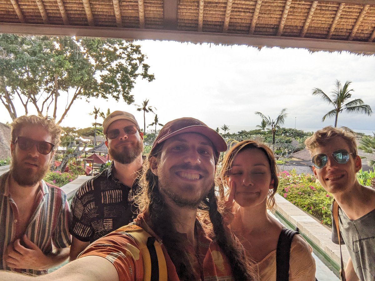 A lovely break day for the ingame team ⛱️🌅 #Bali